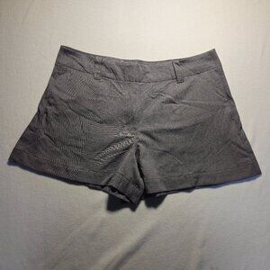 AMERICAN EAGLE HIGH RISE TROUSER SHORTS COLOR GRAY WOMANS SIZE 18